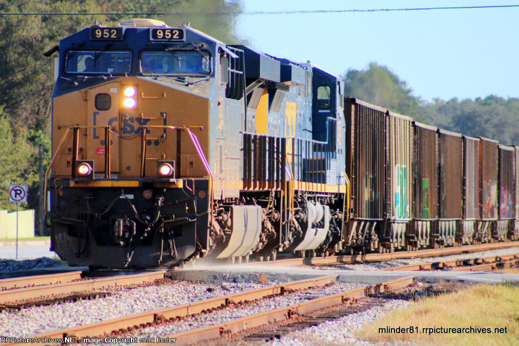 CSX 952